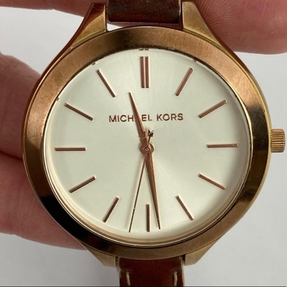 Michael Kors Slim Runway Watch Rose Gold Leather - Picture 2 of 8